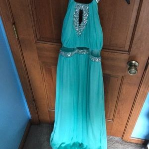 Prom/formal wear dress